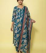 Women Ethnic Motifs Printed Regular Kurta with Trousers & With Dupatta