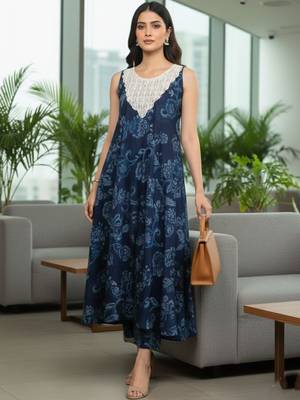 Women Floral Printed Regular Thread Work Pure Cotton Kurta with Trousers 1