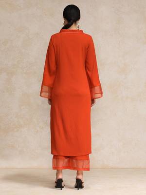 Women Regular Silk Crepe Kurta with Trousers 4