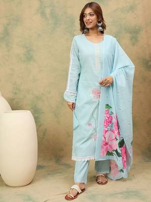 Women Textured Embroidered Kurta with Trousers & Dupatta 1