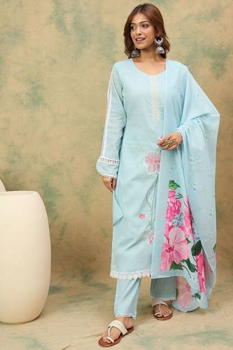 Women Textured Embroidered Kurta with Trousers & Dupatta