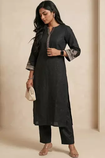 Women Regular Kurta with Trousers