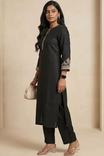 Women Regular Kurta with Trousers