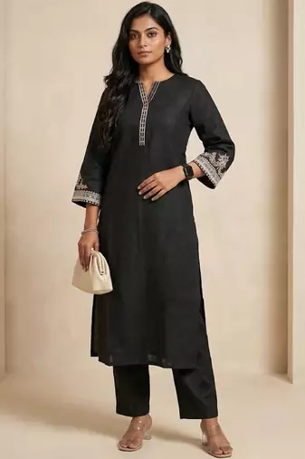 Women Regular Kurta with Trousers