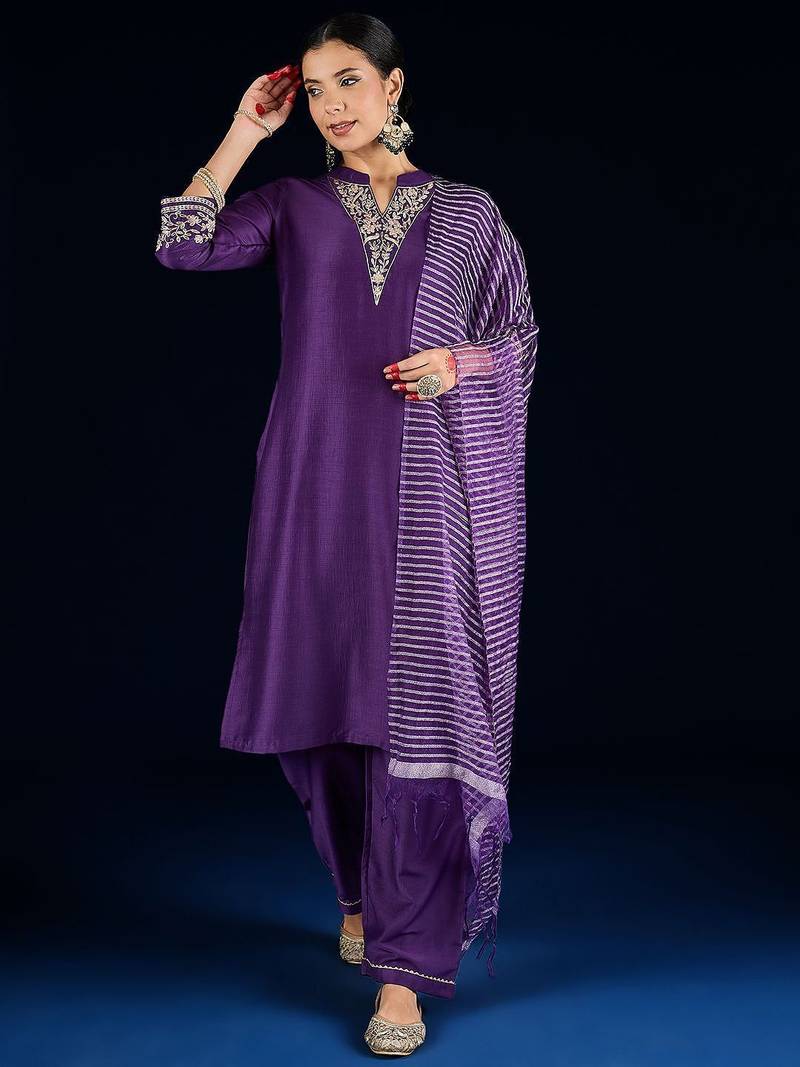 Women Regular Kurta with Trousers & Dupatta