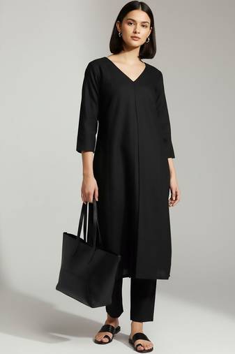 Women Regular Kurta with Trousers