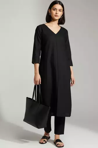 Women Regular Kurta with Trousers
