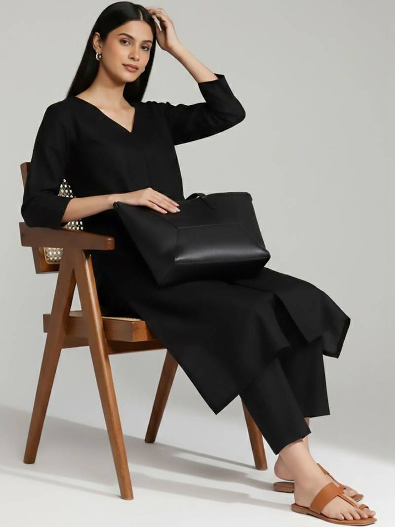 Women Regular Kurta with Trousers