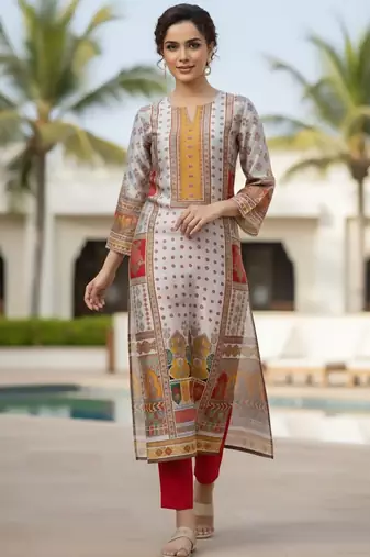 Women Ethnic Motifs Printed Regular Chanderi Silk Kurta with Trousers