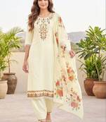 Women Floral Embroidered Regular Thread Work Kurta with Patiala & With Dupatta