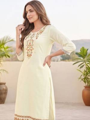 Women Floral Embroidered Regular Thread Work Kurta with Patiala & With Dupatta 5