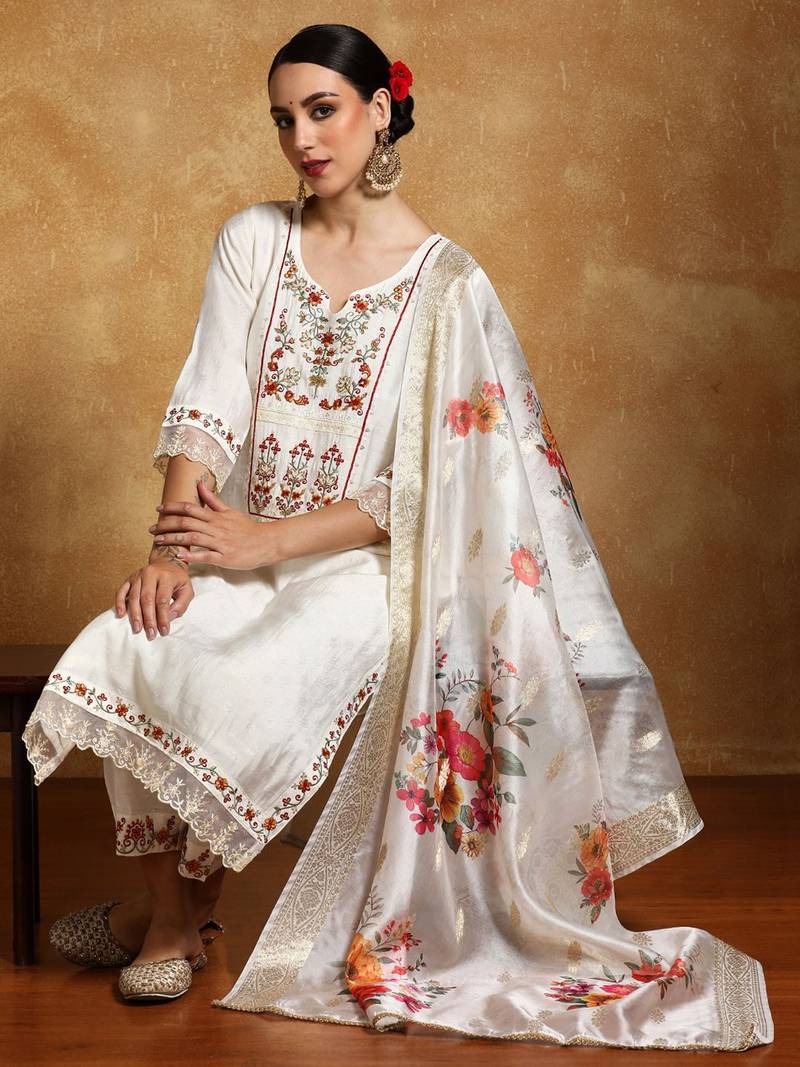 Women Floral Embroidered Regular Thread Work Kurta with Trousers & With Dupatta