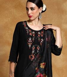 Women Floral Yoke Design Regular Thread Work Kurta with Trousers & With Dupatta