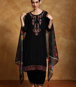 Women Floral Yoke Design Regular Thread Work Kurta with Trousers & With Dupatta