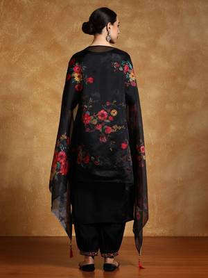 Women Floral Yoke Design Regular Thread Work Kurta with Trousers & With Dupatta 5
