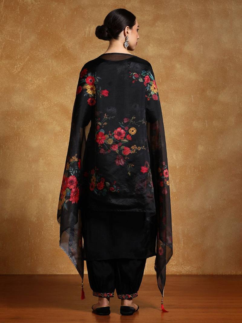 Women Floral Yoke Design Regular Thread Work Kurta with Trousers & With Dupatta