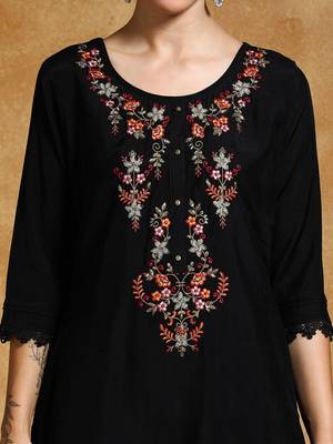 Women Floral Yoke Design Regular Thread Work Kurta with Trousers & With Dupatta 7