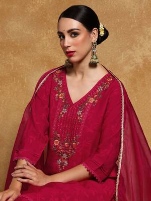 Women Floral Embroidered Regular Kurta with Trousers & With Dupatta 2