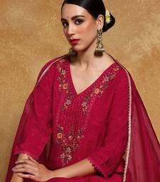 Women Floral Embroidered Regular Kurta with Trousers & With Dupatta