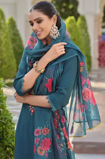 Floral Yoke Design Thread Work Straight Kurta With Salwar & Dupatta