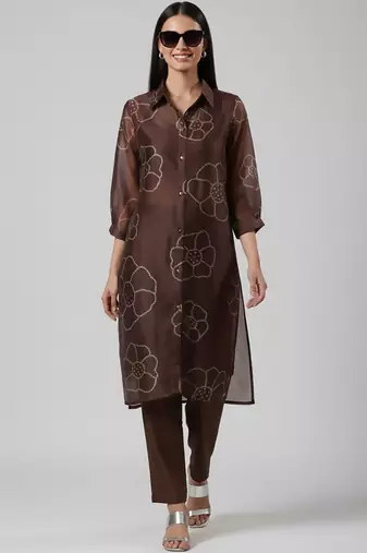 Women Floral Printed Regular Chanderi Silk Kurta with Trousers
