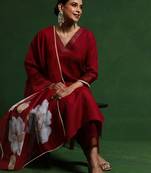 Thread Work V-Neck Straight Kurta With Trousers And Dupatta