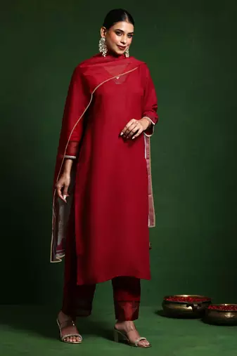 Thread Work V-Neck Straight Kurta With Trousers And Dupatta