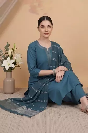 Women Ethnic Motifs Embroidered Regular Thread Work Kurta with Trousers & With Dupatta