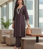 Women Embroidered Regular Thread Work Kurta with Trousers