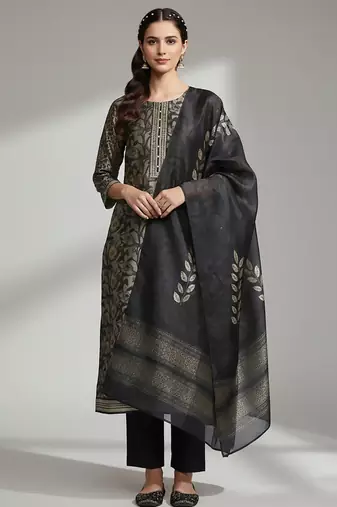 Women Ethnic Motifs Regular Kurta with Trousers & With Dupatta