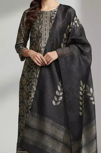 Women Ethnic Motifs Regular Kurta with Trousers & With Dupatta