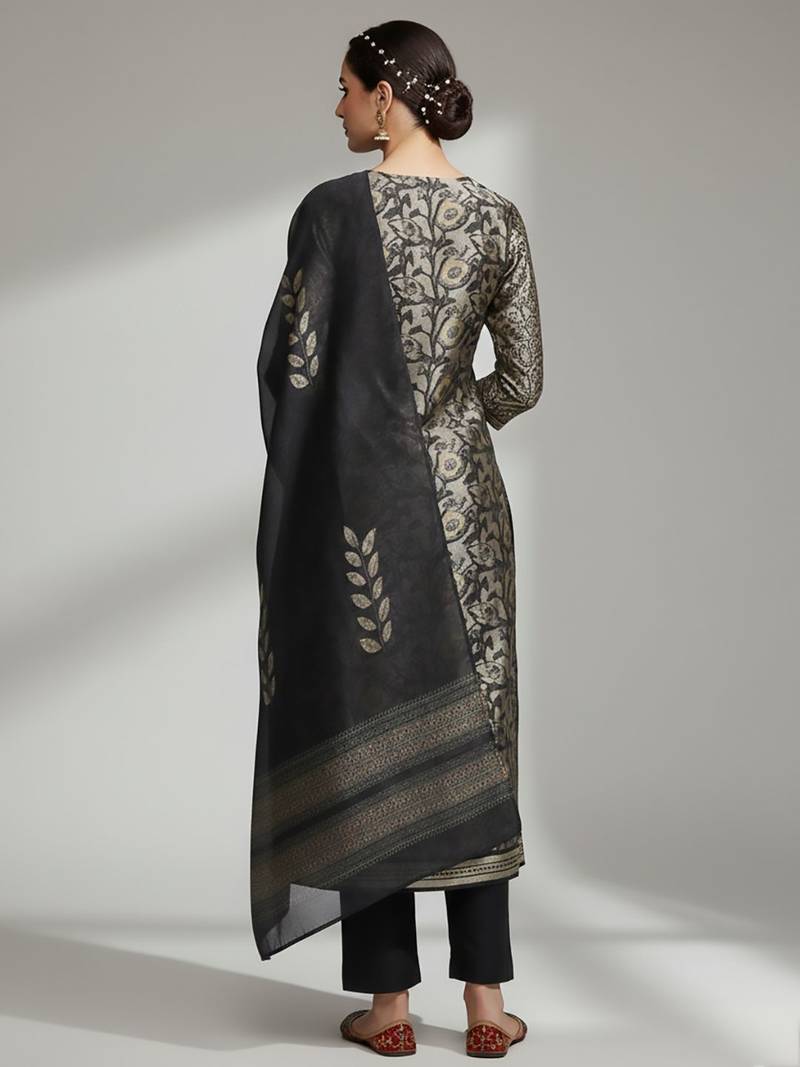 Women Ethnic Motifs Regular Kurta with Trousers & With Dupatta