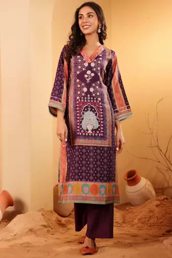 Ethnic Motifs Printed Gotta Patti Chanderi Silk Kurta With Trousers & Dupatta