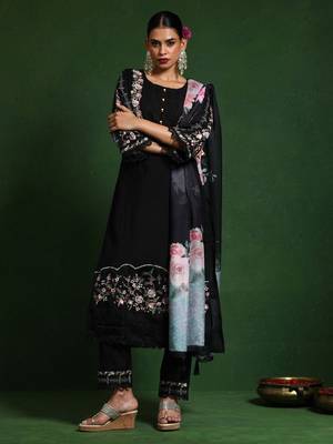 Women Floral Embroidered Regular Thread Work Pure Cotton Kurta with Trousers & With Dupatta 2