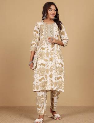 Floral Printed Thread Work Round Neck Straight Kurta With Trousers 1