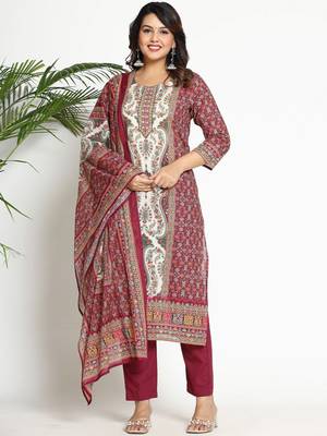 Women Paisley Printed Regular Beads and Stones Pure Cotton Kurta with Trousers & With Dupatta 1