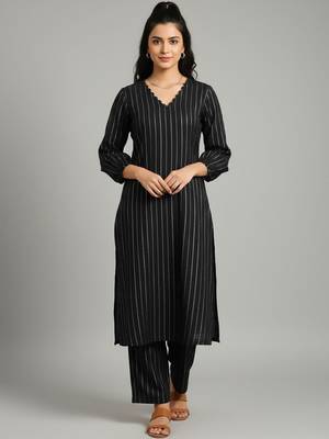Women Striped Regular Silk Crepe Kurta with Trousers 4