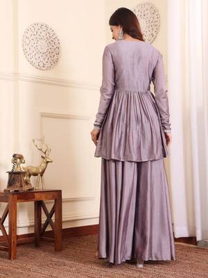 Women Regular Kurta with Palazzos 3