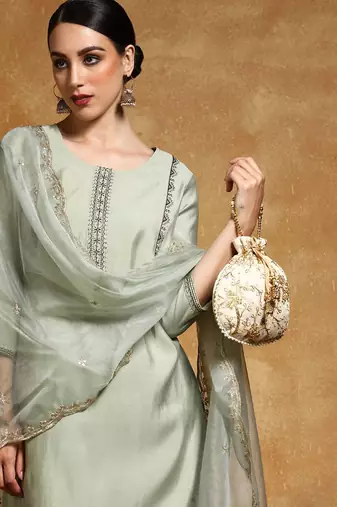 Floral Yoke Design Sequinned Straight Republic Day Kurta With Trousers And Dupatta