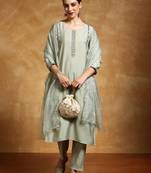 Floral Yoke Design Sequinned Straight Republic Day Kurta With Trousers And Dupatta