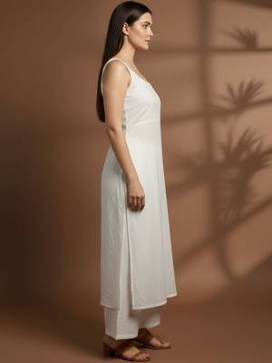 Women Regular Kurta with Palazzos 4