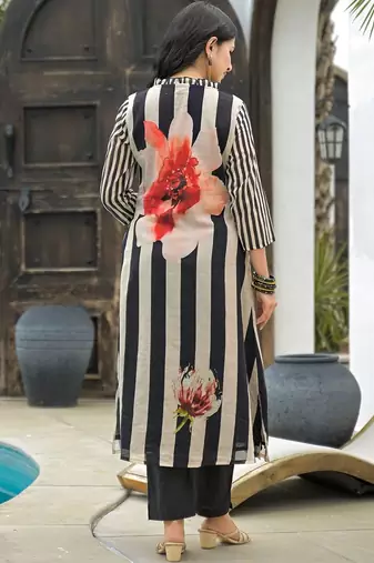 Women Printed Regular Kurta with Trousers