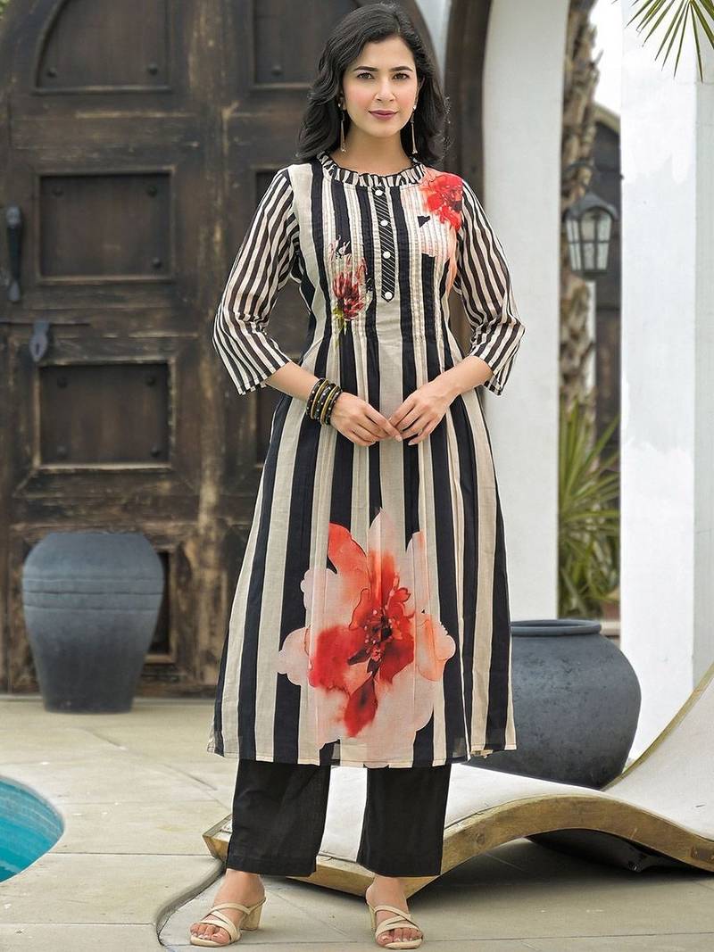 Women Printed Regular Kurta with Trousers