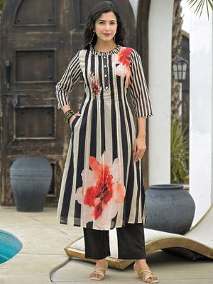 Women Printed Regular Kurta with Trousers 7