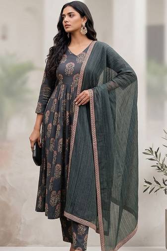 Women Ethnic Motifs Printed Regular Kurta with Trousers & With Dupatta