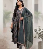 Women Ethnic Motifs Printed Regular Kurta with Trousers & With Dupatta
