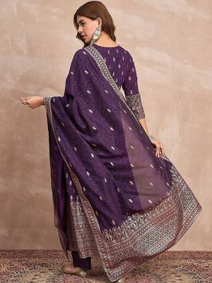 Ethnic Motifs Printed Zari Anarkali Kurta With Trousers And Dupatta 5