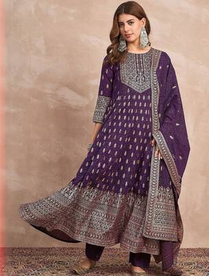 Ethnic Motifs Printed Zari Anarkali Kurta With Trousers And Dupatta 7