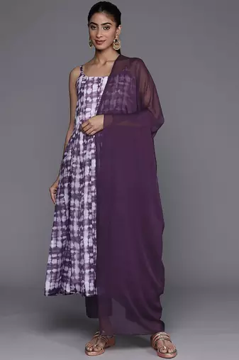 Bandhani Printed Chanderi Silk Anarkali Kurta & Trousers With Dupatta