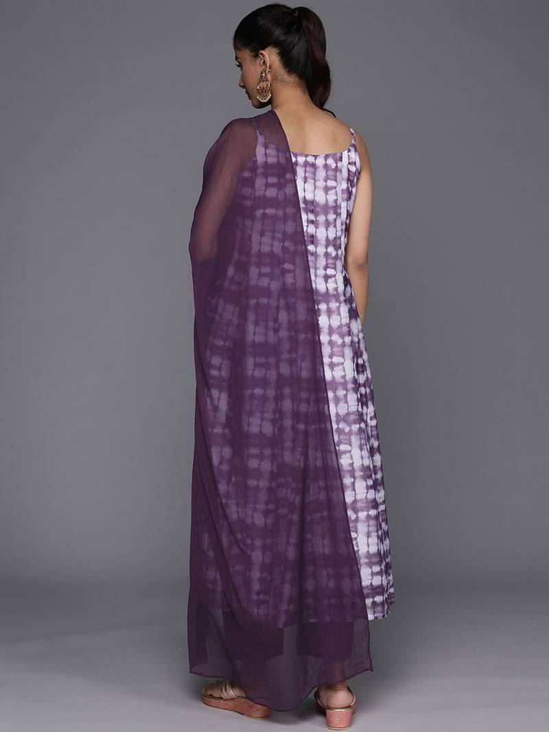 Bandhani Printed Chanderi Silk Anarkali Kurta & Trousers With Dupatta